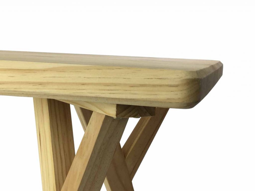 matchibo a dining table