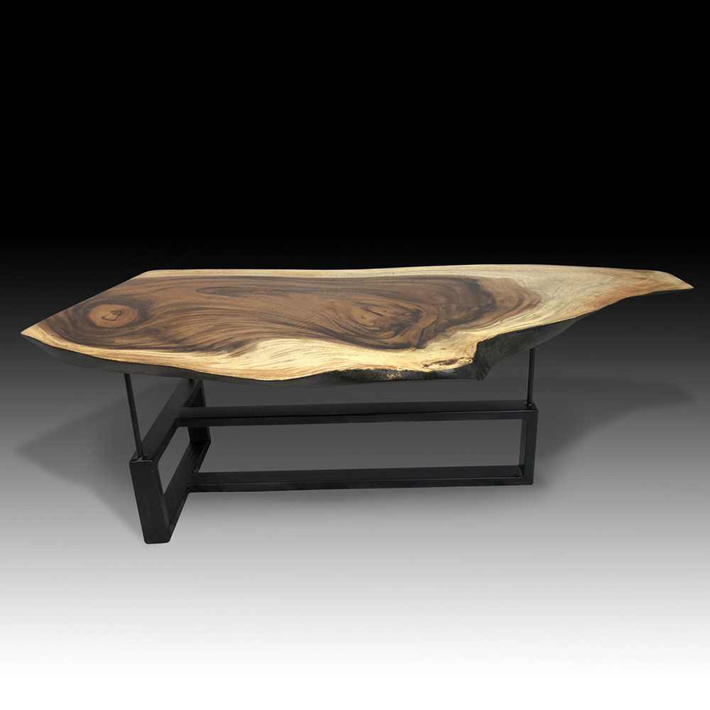 Monte Noir Table